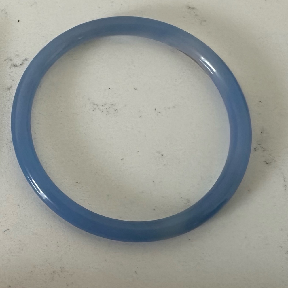 Beautiful chalcedony jade thin lavender bangle 57-58 mm 🆕